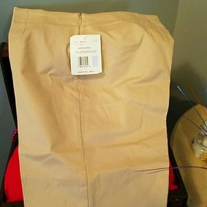 Brand New Pair of stretch Capris.